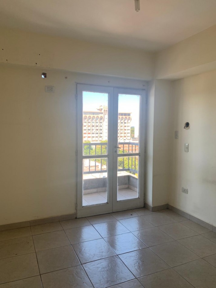 VENTA DEPTO. 1 DORM - AV AVELLANEDA 400