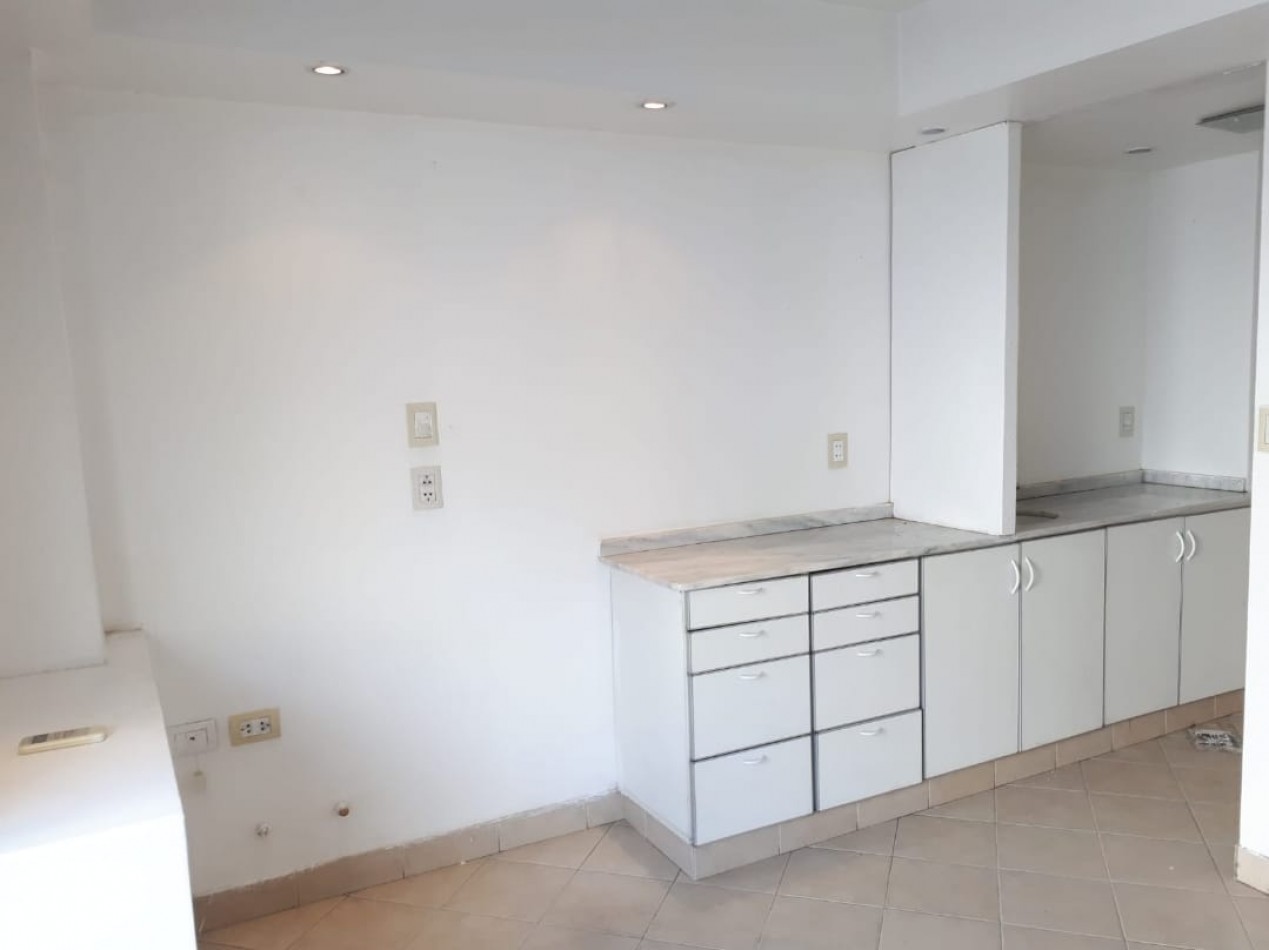 VENTA O ALQUILER LOCAL COMERCIAL- IDEAL CONSULTORIO