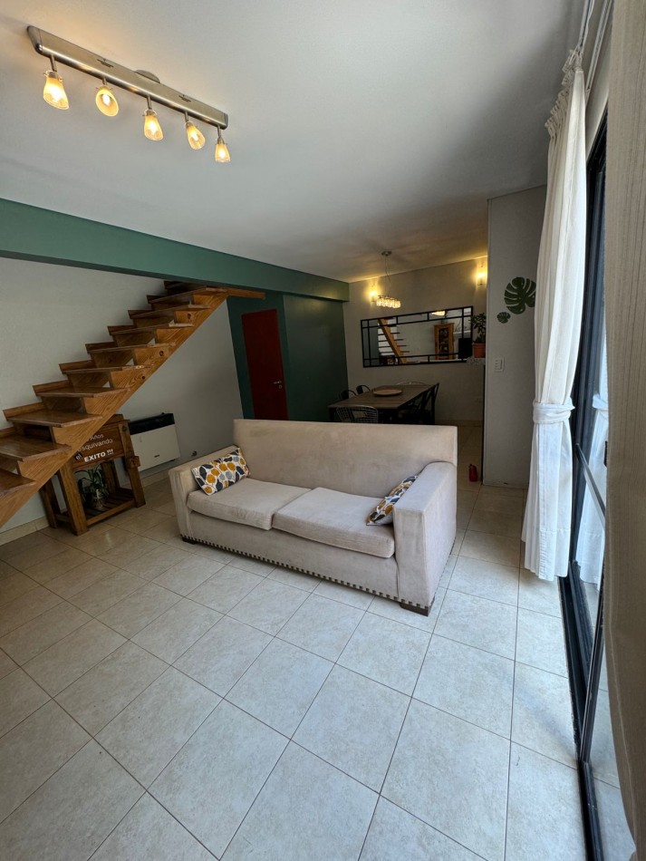 VENTA | Duplex de 2 Dormitorios con Cochera